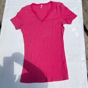 - NWT Me & Ko pink & blue t-shirt size L